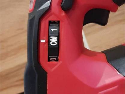 Bild 2:Milwaukee Fettpresse Akku M18