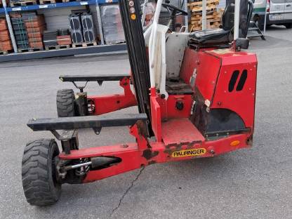 Bild 6:Palfinger Mitnahmestapler F3-253PX-4W