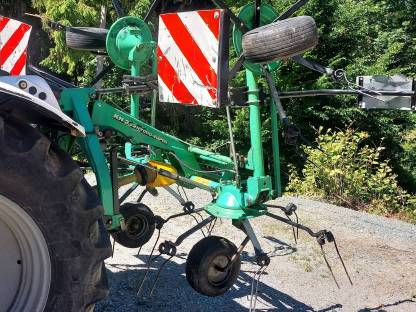 Bild 2:Deutz-Fahr KH Hydro-Super 3.53 Kreiselheuer