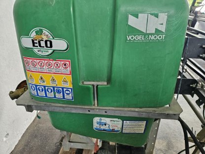 Bild 5:Feldspritze Unigreen (Vogl+Noot)