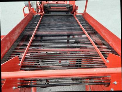 Bild 9:Kartoffelernter