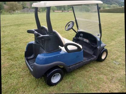 Bild 5:Golfwagerl Clubcar