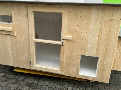 Bild 8:Hühnerstall wetterfest und wintertauglich