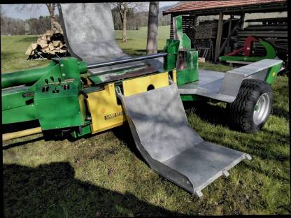 Holzspalter 33 t liegend Top Ausstattung