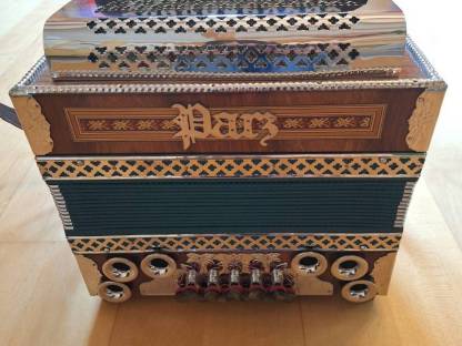 Bild 2:Steirische Ziehharmonika Parz