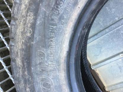 Bild 4:Anhängerreifen