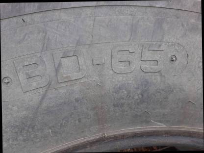 Bild 3:Traktorreifen