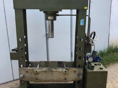 100 t Werkstattpresse