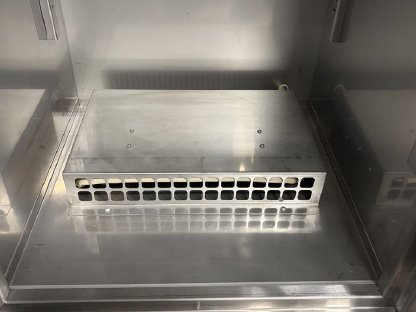 Bild 3:Honigwärmeschrank