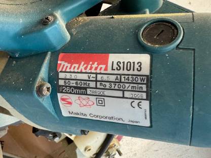 Bild 2:Makita Kappsäge LS1013