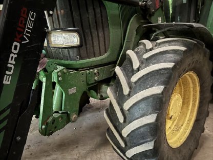 Bild 3:John Deere 6820