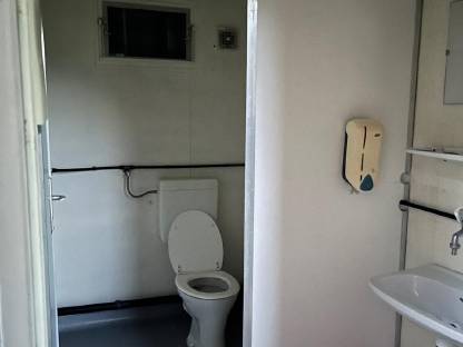 Bild 5:WC-Container, Baucontainer