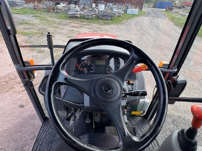 Bild 8:Traktor Kubota M8540
