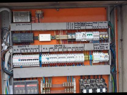 Bild 6:Notstromagregat mobil V8 65kVA