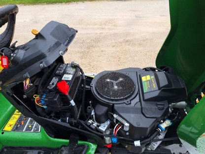 Bild 7:John Deere Rasentraktor X590 zu verkaufen (MwSt. ausweisbar)