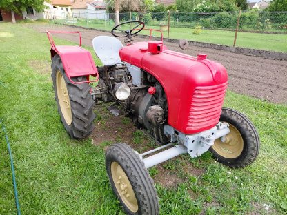 Bild 2:Steyr Traktor T84