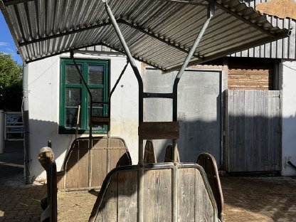 Bild 2:Verkaufe Heuraufe mit Dach