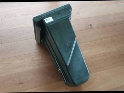 Bild 2:Kerbl Kombi Futterbox
