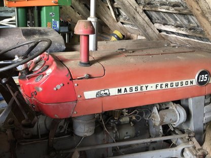 MF 135