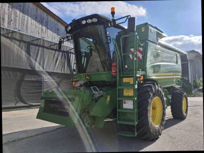 Bild 2:Mähdrescher John Deere T560 Hillmaster Bj. 2011, 6,7 m