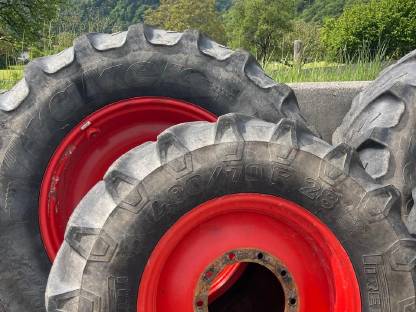 Pflegereifen 2,25 m Spur Claas Arion, Pflegeräder