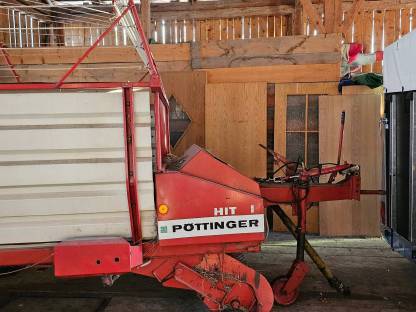 Bild 5:Ladewagen Pöttinger HIT 1