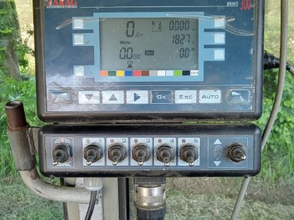 Bild 6:Jessernigg 1.200 l/15 m Pflanzenschutzspritze