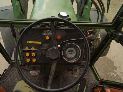 Bild 6:Fendt 309 LS (300, 307, 308, LSA)