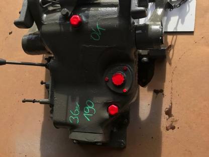 Bild 3:Hubwerk Steyr 36er 190 Jubiläumsserie