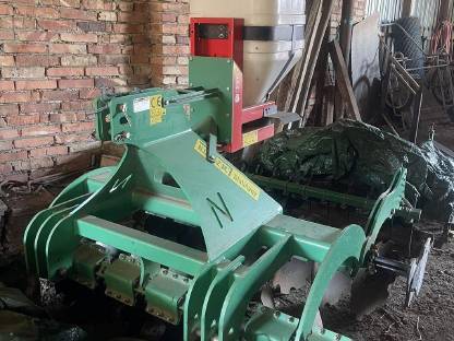 Bild 4:Kurzscheibeneggen SHORTDISK SD 2,1 + Sämaschine