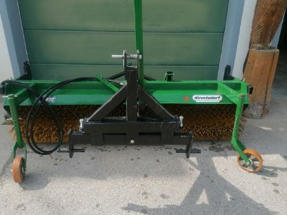Bild 2:Kehrmaschine Düvelsdorf 2,25 m