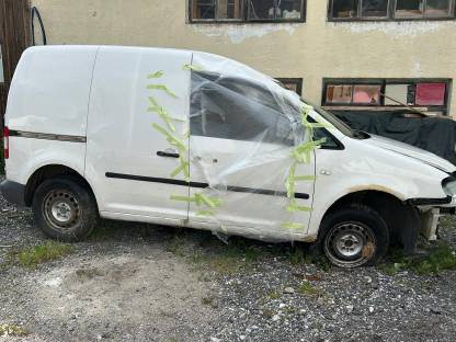 Unfallwagen VW Caddy