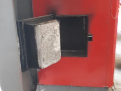 Bild 2:Hargassner Hackschnitzelheizung 45 kW