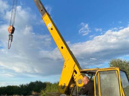 Bild 2:Liebherr Kran