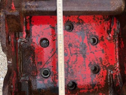 Bild 2:Bagger-Wechselplatte