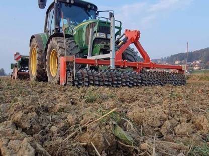 Stellenausschreibung - Landwirtschaftlicher Mitarbeiter