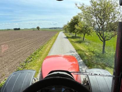 Bild 9:Valtra S233 (263, 293, 323, 353)