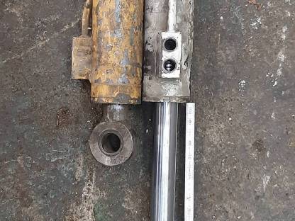 Bild 2:Hydraulikzylinder, Zylinder
