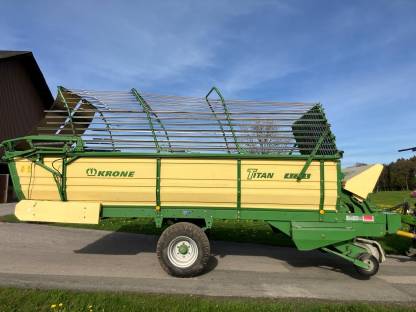 Krone Titan 4/32L