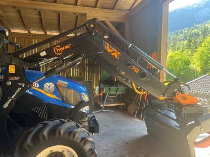 Bild 4:New Holland T4 85