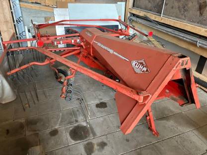 Bild 2:Kuhn Schwader GA3501