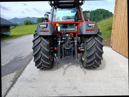 Lindner Lintrac 130