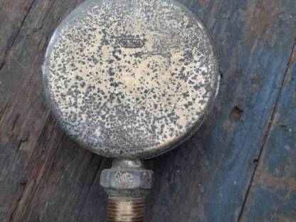 Bild 2:Vakuum Manometer