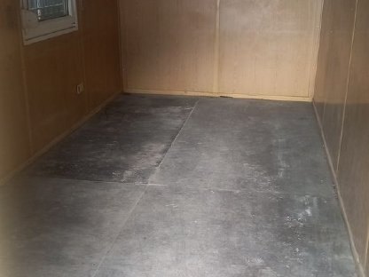 Bild 4:4 gebrauchte Container – vielseitig nutzbar – VB