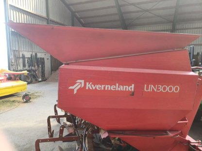 Bild 3:Kartoffellegemaschine Kverneland UN 3000