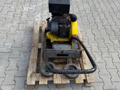 Bild 4:Rüttelplatte Vibromax AVS 1300B