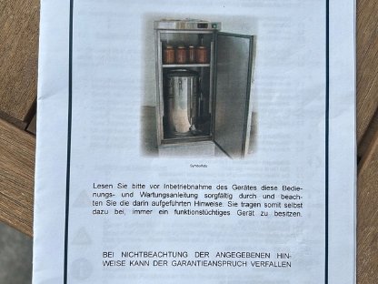 Bild 4:Honigwärmeschrank