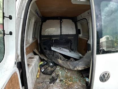 Bild 6:Unfallwagen VW Caddy
