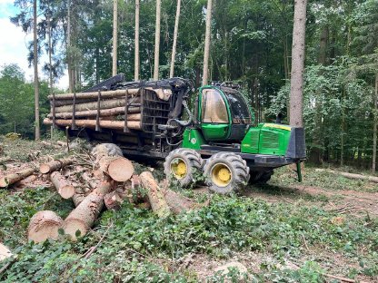 Rückezug / Forwarder John Deere 1210 E