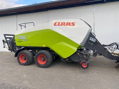 Claas Quadrant 3200 RC